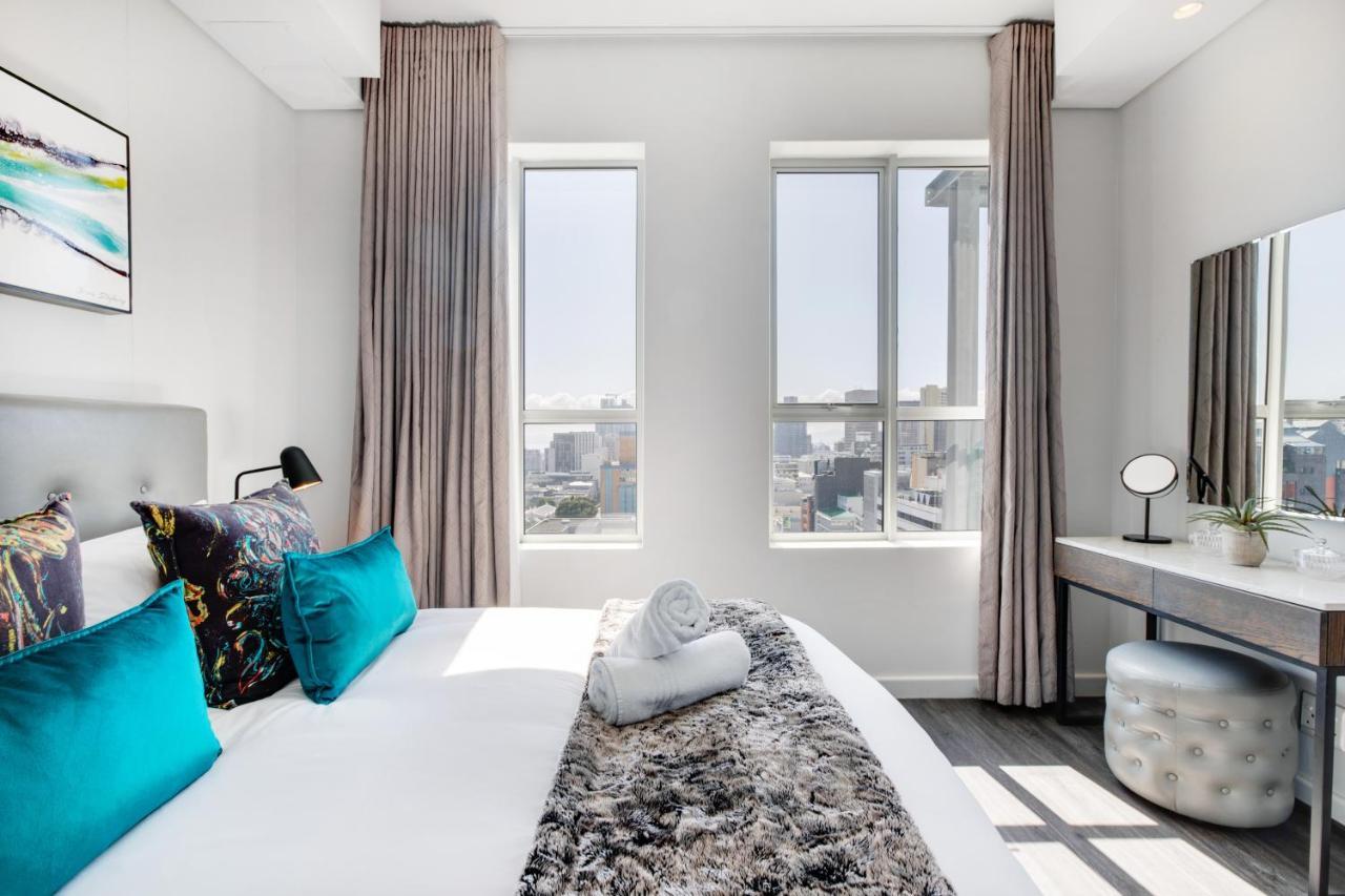 Backup-powered Trendy Sanctuary Apartment